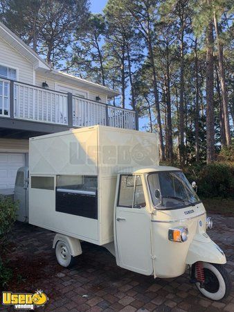 Fully Refurbished Vintage 1977 5' x 12' Three Wheeler Piaggio Ape Mini Coffee Truck