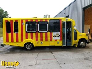 2011 Ford E450 22' All-Purpose Food Truck/Mobile Food Unit