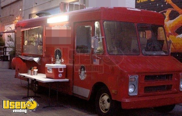 Chevy P30 Food Truck