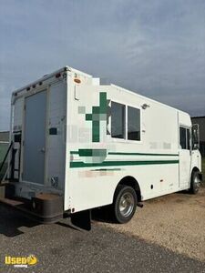 2001 Utilimaster Diesel Food Truck with Pro-Fire Suppression