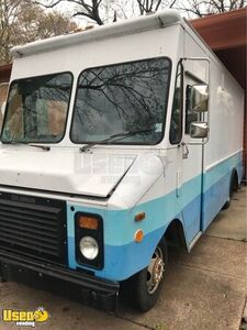 2000 Chevrolet Grumman Olson Step Van Food Vending Truck for General Use