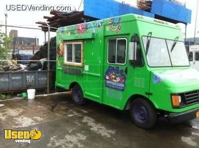 1995- Chevy P30 Stepvan Mobile Smoothie & Juice Bar