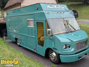Well-Equipped - 2002 28' Workhorse P42 Pizza Food Truck with Pro Fire System