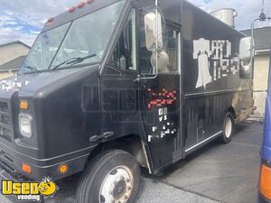 2015 24' International All-Purpose Food Truck with Pro Fire System